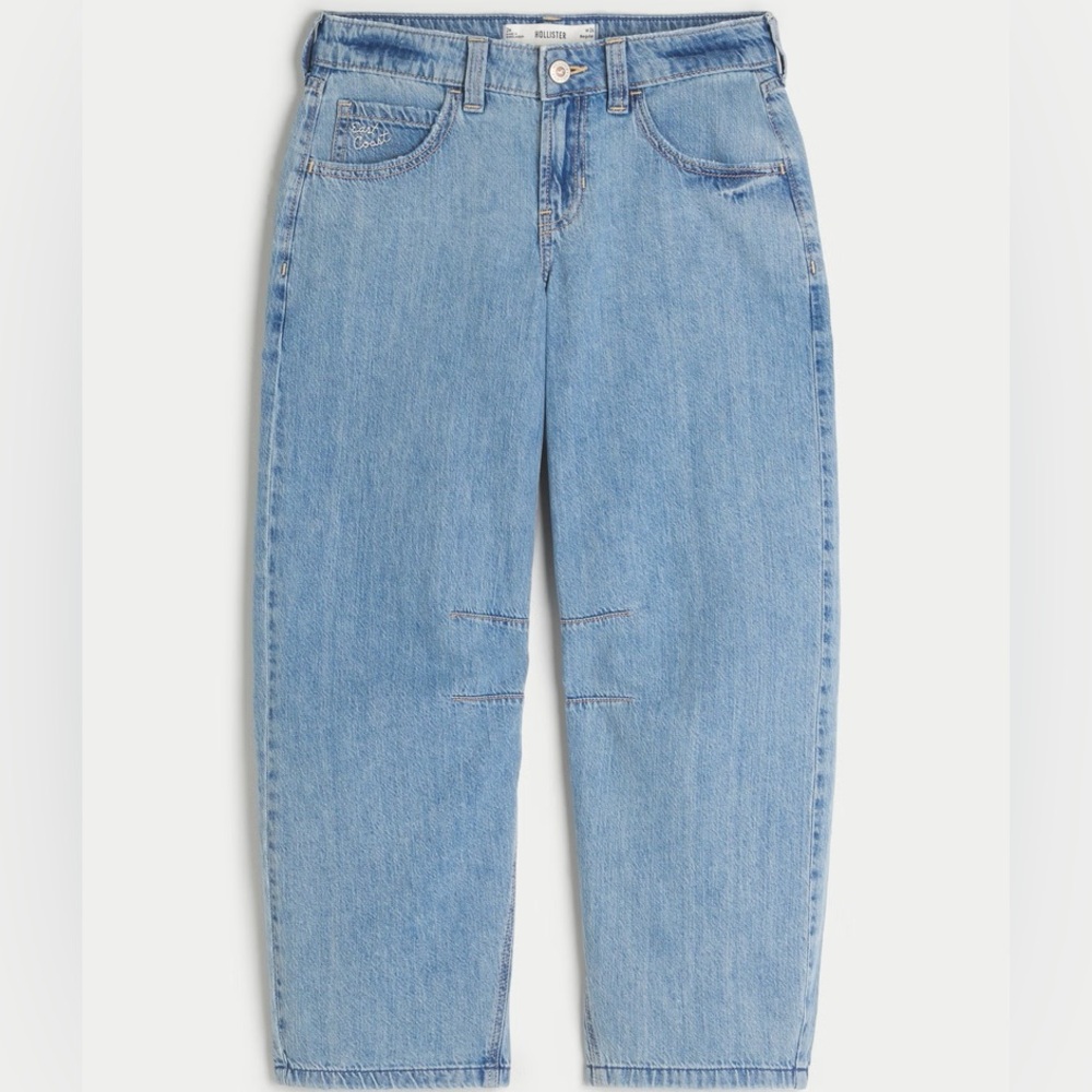 Hollister LOW-RISE EMBROIDERED SHELLS MEDIUM WASH TAPERED BAGGY ANKLE JEANS